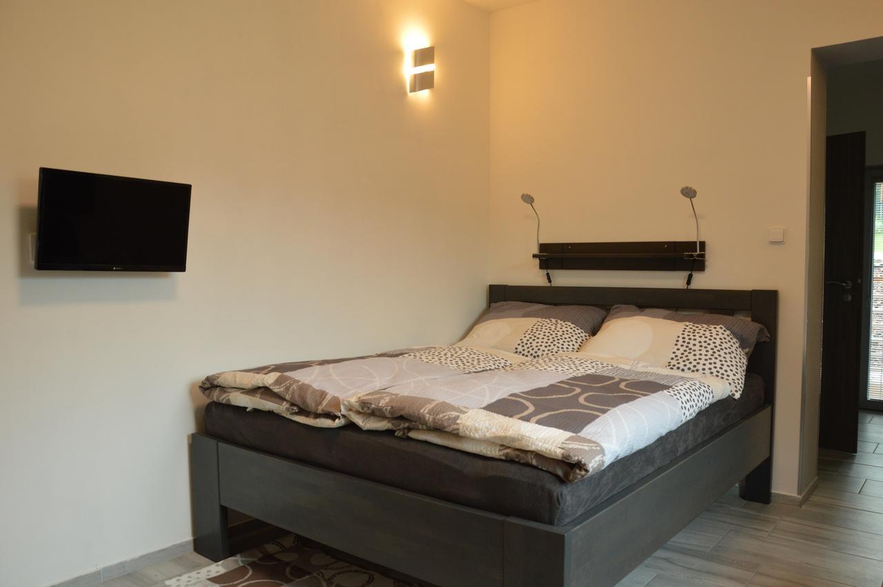Apartmany Polevsko Buitenkant foto
