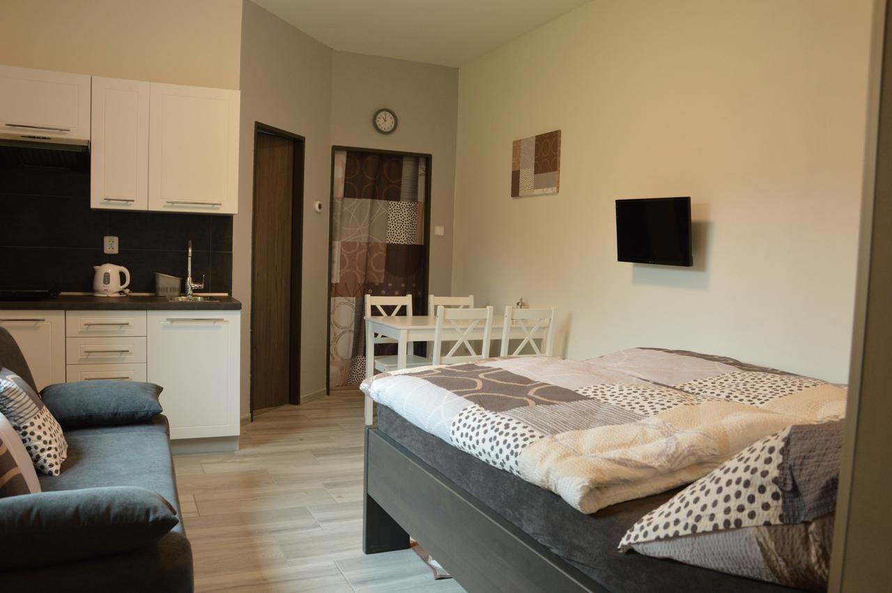 Apartmany Polevsko Buitenkant foto